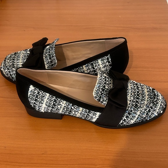 Bandolino Black and White Tweed Loafers - Picture 4 of 14